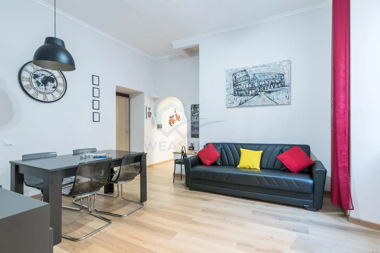 New! Completely Renovated Apt In Vatican! Rome