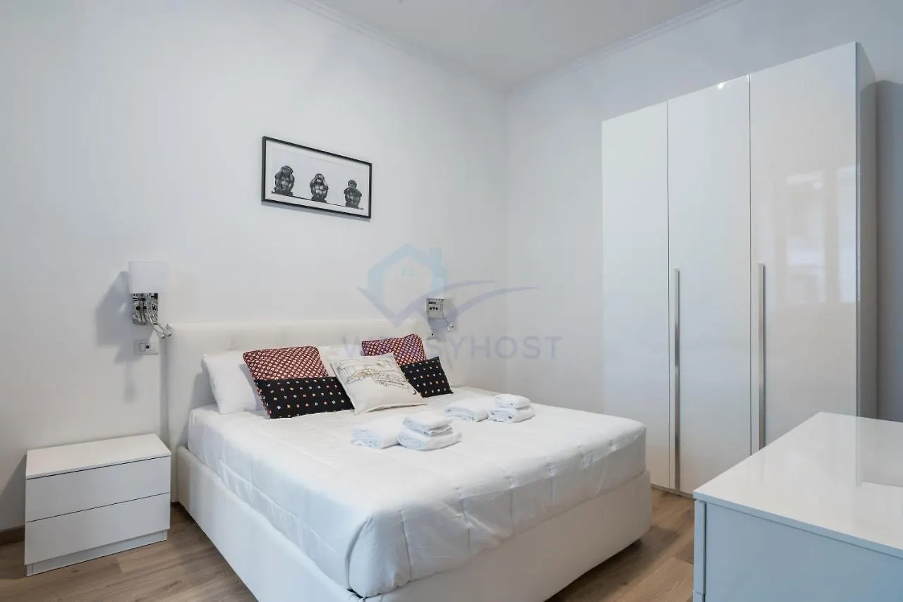 New! Completely Renovated Apt In Vatican! Rome 0*,