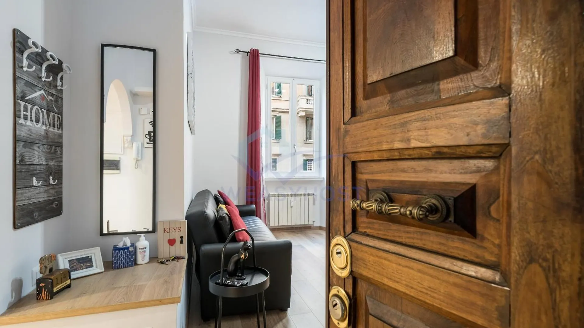 New! Completely Renovated Apt In Vatican! Rome Italy